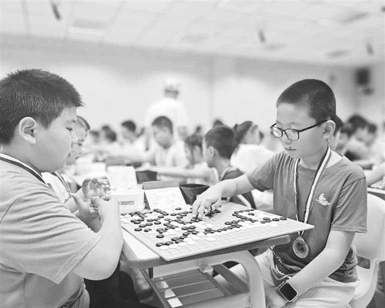 围棋协会审, div, 碰撞