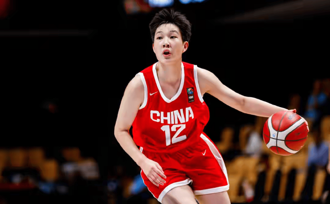 中国女篮仅